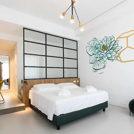 Horti 14 Borgo Trastevere מלון 4*